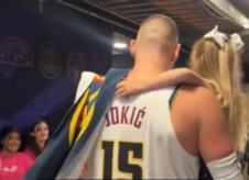 Nikola Jokić sa ćerkom