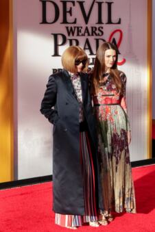 Ana Vintur na premijeri filma Đavo nosi Pradu 2 u Njujorku sa ćerkom Ketrin Bi Karozini