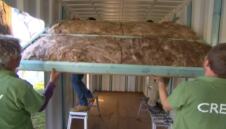 Moderna kuća od brodskog kontejnera sa terasom u prirodi (4).png