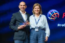 Shift happens-Dragan Reščik, PCB i Jovana Uzelac, Nestle.jpg