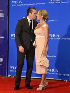 Pit Hegset i Dženifer Raušet na večeri Udruženja dopisnika Bele kuće