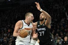 Nikola Jokić na šestom meču Minesota - Denver