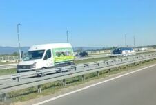 Autobus sleteo sa puta, u njemu bilo putnika Teška nezgoda kod Ćićevca, sve se d - 05.05.2026.jpg