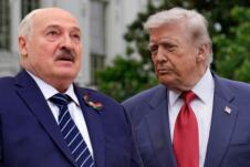Donald Tramp Lukašenko.jpg