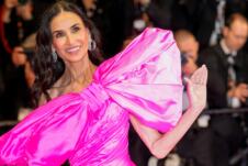 Demi Mur u Kanu u pink haljini