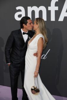 Petra Nemcova sa suprugom na filmskom festivalu u Kanu