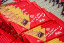 🍫🎶 Kraš Dorina čokolade u vašoj Dalmati!Zapjevajte poznate hitove i uživajte uz neodoljive Dor.jpg