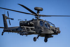 AH-64 Apache Apač