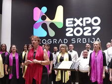 EXPO 1.jpg