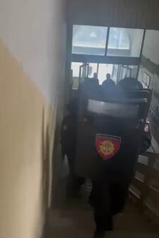 Pripadnici MUP-a uhapsili više osoba radi vršenja krivičnih dela i falsifikovanje isprave (2).png