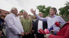 Glišić_u_poseti_porodici_Gerzić_u_Viči_Foto_RINA_7.JPG