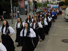 LOZNICA - Defile.JPG
