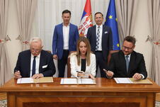 NIS MOL Dubravka Đedović Handanović Žolt Hernadi