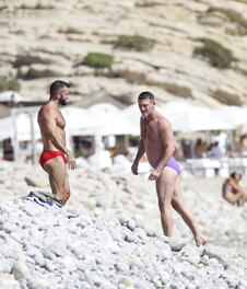 Luk Evans, Mića Stevanović