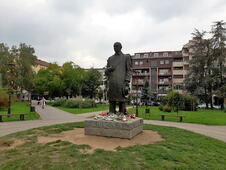 LOZNICA - Trg Jovana Cvijića  u Loznici.jpg