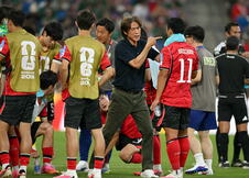 Hong Mjung-Bo