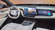 BMW iX5 (3).jpg