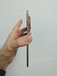 Honor V6 (2).jpeg