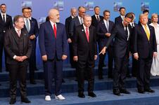 Donald Tramp Edi rama patike  Rut