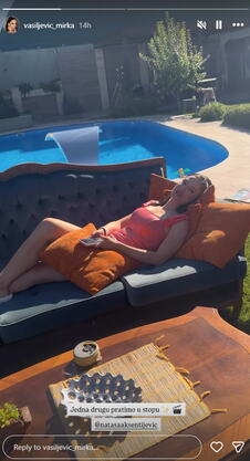 Nataša Aksentijević i Mirka Vasiljević na pauzi snimanja serije