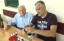 Deda Milovan i Čedomir Jovanović