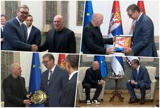 Aleksandar Vučić UFC Dejna Vajt.jpg