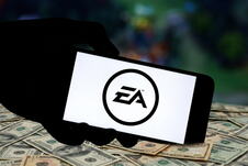 Electronic Arts (1).png