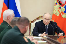 x10 EPA Alexander Kazakov  Sputnik  Kr.jpg