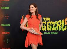 Đina Dejvis na premijeri filma "The Wrong Girls"