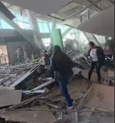 Objavljen je snimak Međunarodnog aerodroma Matekanja u Pereiri nakon zemljotresa magnitude 7,4 koji je pogodio Kolumbiju i odneo desetine života.