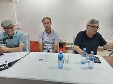 Izlaganja istoričara.jpg