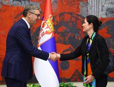 Aleksandar Vučić Anke Gizela Holštajn, ambasadorka Savezne Republike Nemačke (6).jpeg