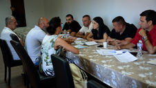LOZNICA - Lukićeva sa direktorima na terenu.jpg