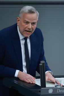 x06 EPA Clemens Bilan.jpg