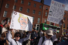 Protest Irska Dablin.jpg
