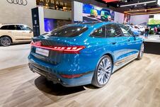 A6 Sportback e-tron (4).jpg