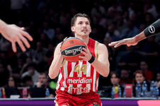 David Kramer u dresu Crvene zvezde