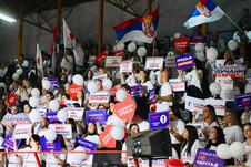 Ujedinjena Srbija Čačak SNS skup hala borac