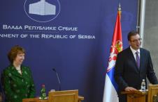 aleksandar-vucic-ketrin-eston.jpg