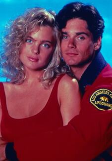 Erika Eleniak, Čuvari plaže