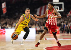 Tajson Karter na utakmici Crvena zvezda - Makabi