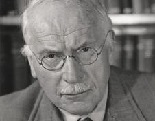 karl-gustav-jung (2).jpg