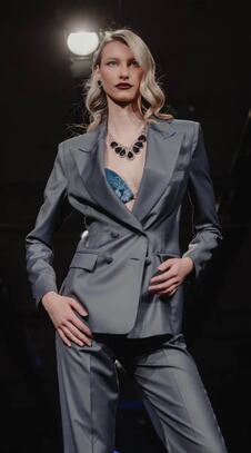 Suzana Perić, revija