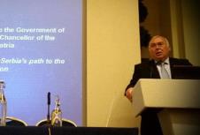 alfred-guzenbauer-london-investiciona-konferencija.jpg