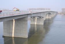 dane-gegoj-most-zemun-borca-skok-skocio-s-mosta.jpg