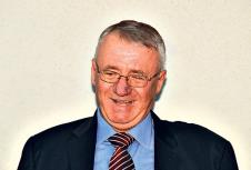 vojislav-seselj.jpg