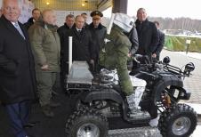 vladimir-putin-i-borbeni-robot.jpg