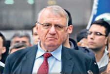 vojislav-seselj.jpg