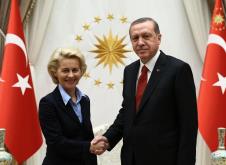 ursula-von-der-lejen-i-redzep-tajip-erdogan-03.12.2015.jpg