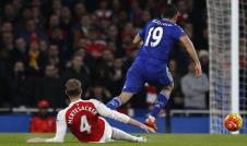 per-mertezaker-arsenal-celsi-dijego-kosta.jpg